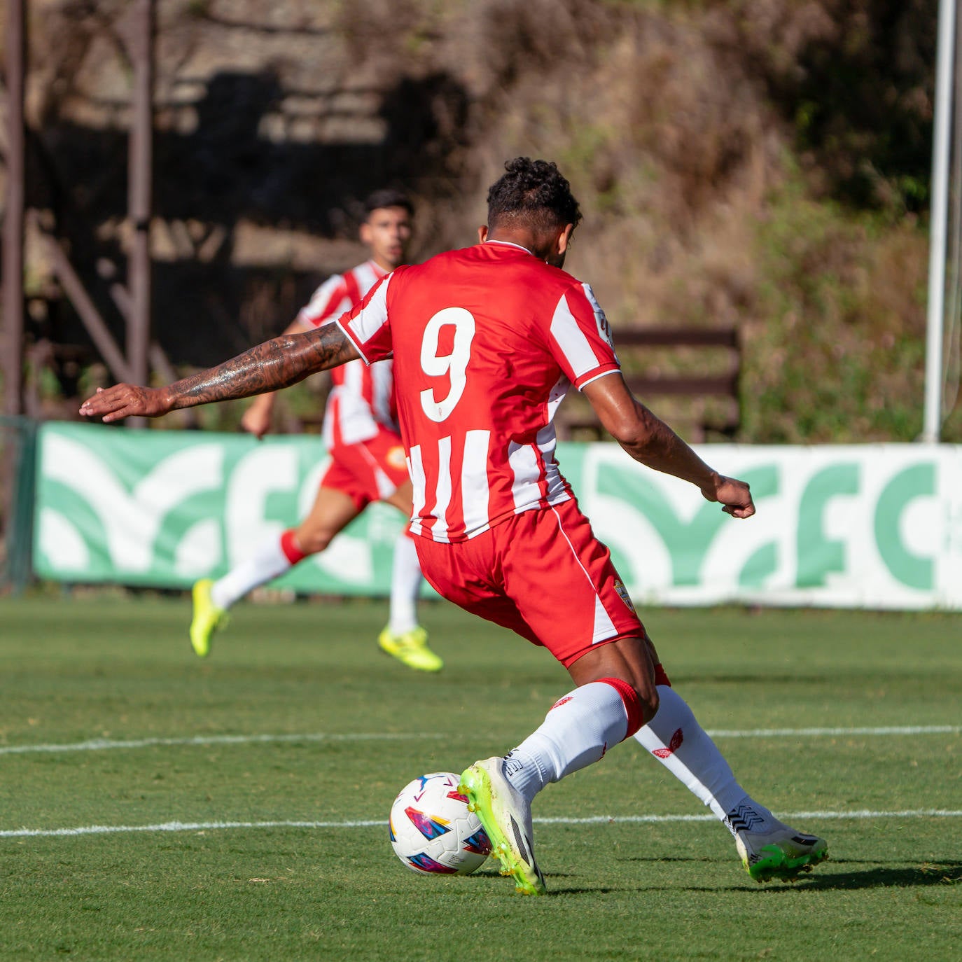 Luis Suárez ya lució el '9' ante el Antequera.