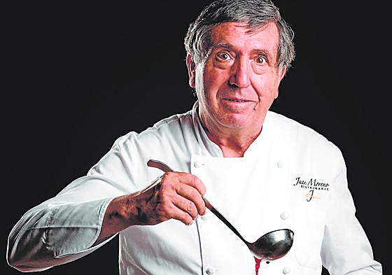 Juan Moreno presume de regentar en Vera uno de los mejores restaurantes de Almería.
