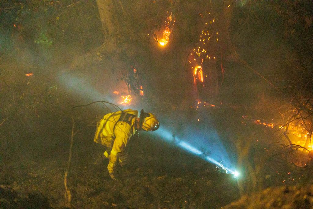 Las imágenes del incendio en el Sacromonte en Granada