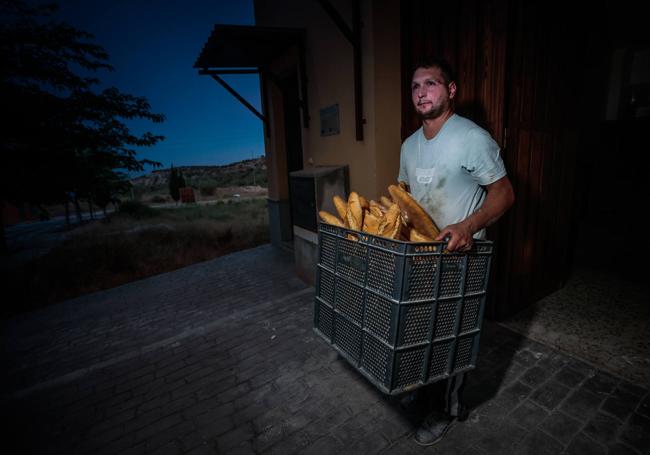 Barras de pan de Alfacar recién hechas.