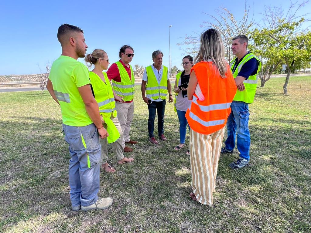 Antonio Losa y Manuel Vallejo, concejales del equipo de gobierno este lunes en el inicio de las obras.