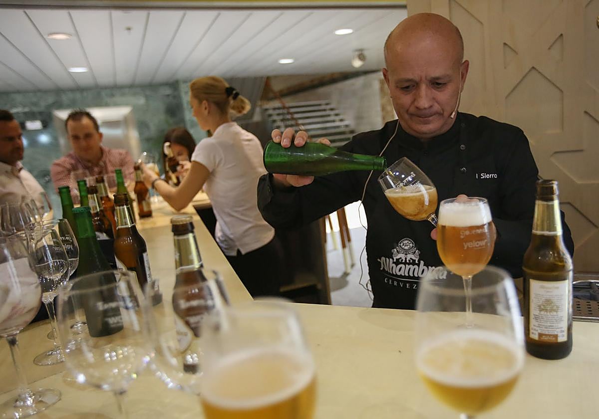 Aviso de la OCU por la cerveza con limón