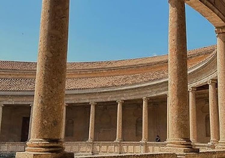 Imagen principal - Otras de sus publicaciones.