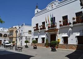 El PSOE pide la dimisión del alcalde de Felix tras la detención de su «mano derecha»