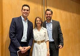 José Latorre, Ana Cobo y Juan Francisco Serrano.