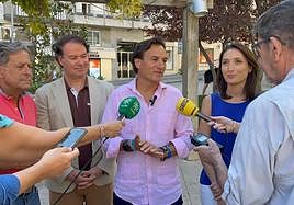 Rueda de prensa con declaraciones del alcalde, Agustín González.