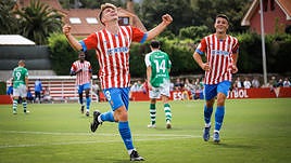 Lucas celebrando un gol con el filial del Sporting.