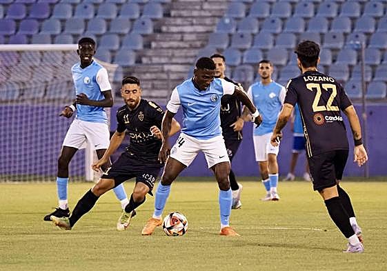 El conjunto jienense firmó un gran partido ante el CP El Ejido 1969 en el Nuevo La Victoria.