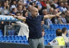 Paco López, durante el partido contra la Real Sociedad.