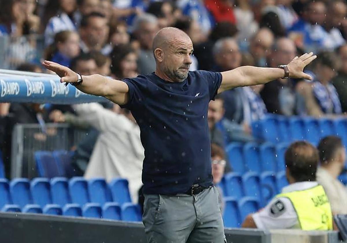 Paco López, durante el partido contra la Real Sociedad.