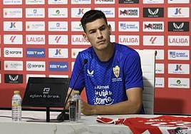 César Montes se muestra ilusionado por firmar con la UD Almería.