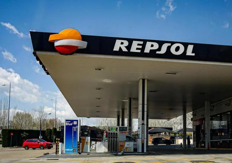 Repsol Ofrece Hasta 40 Céntimos De Descuento Por Litro De Gasolina: Así ...