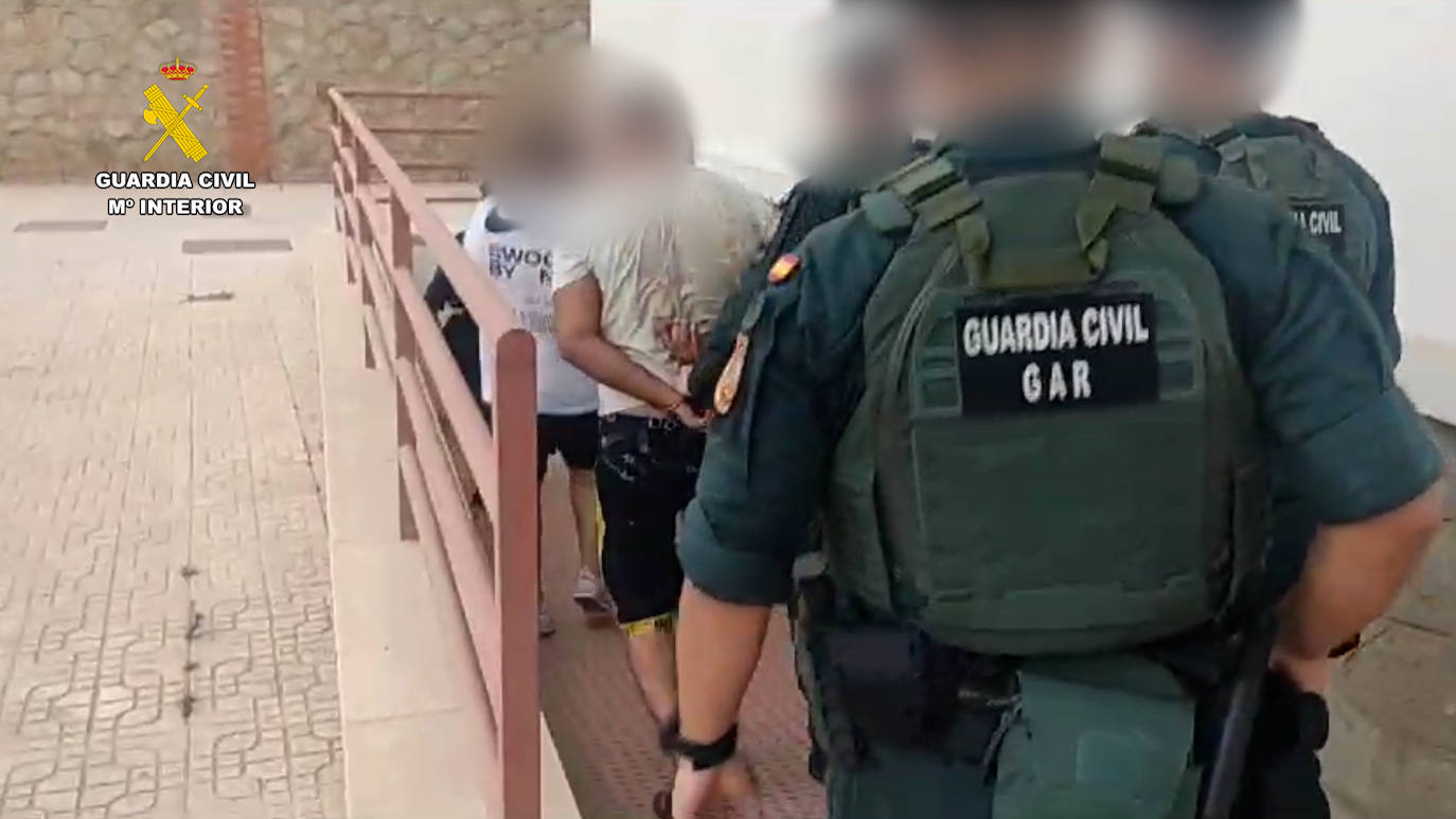 Operación especial en Poniente contra los 'petaqueros'