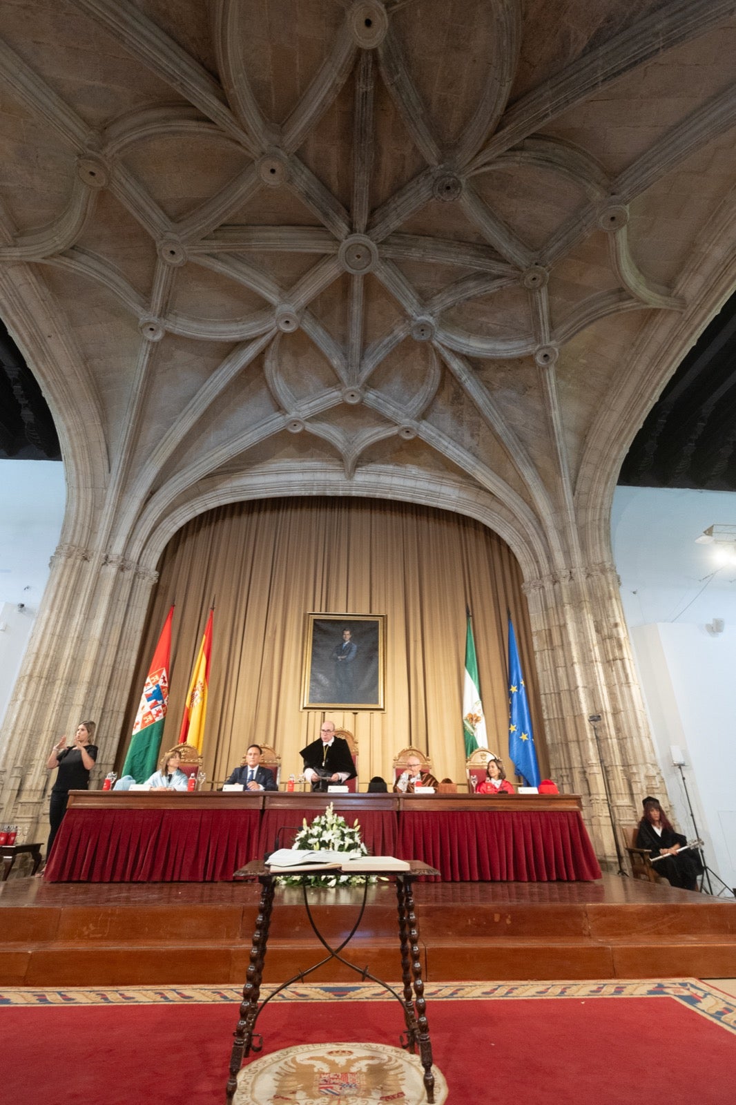 Así ha sido la inauguración del curso universitario en la UGR