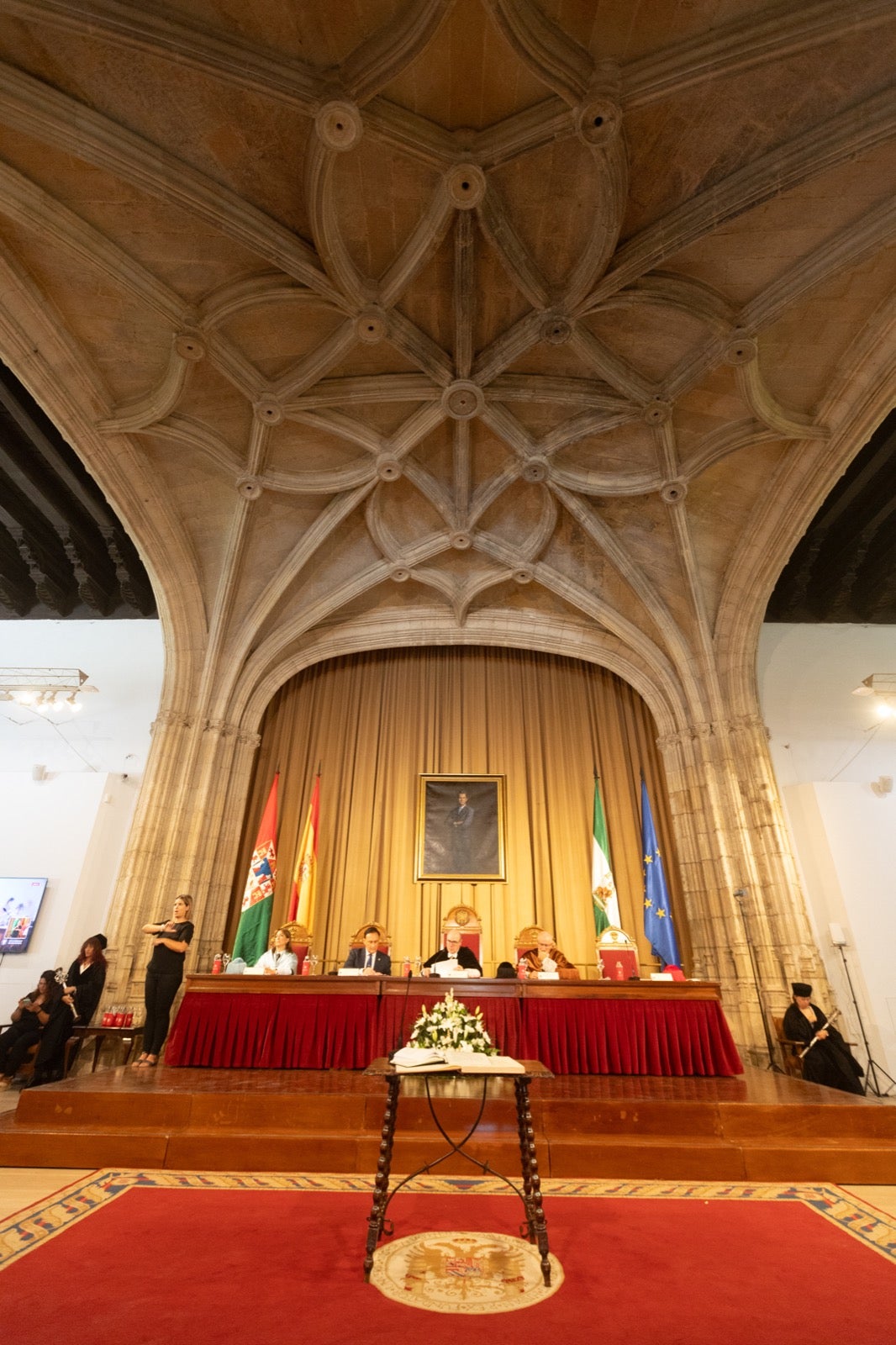 Así ha sido la inauguración del curso universitario en la UGR