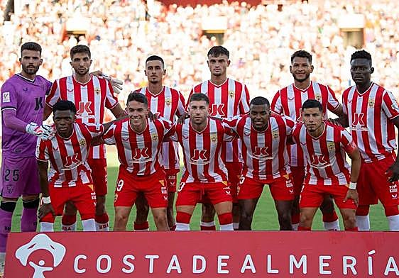La UD Almería destaca en distintos aspectos del juego, pero no marca.