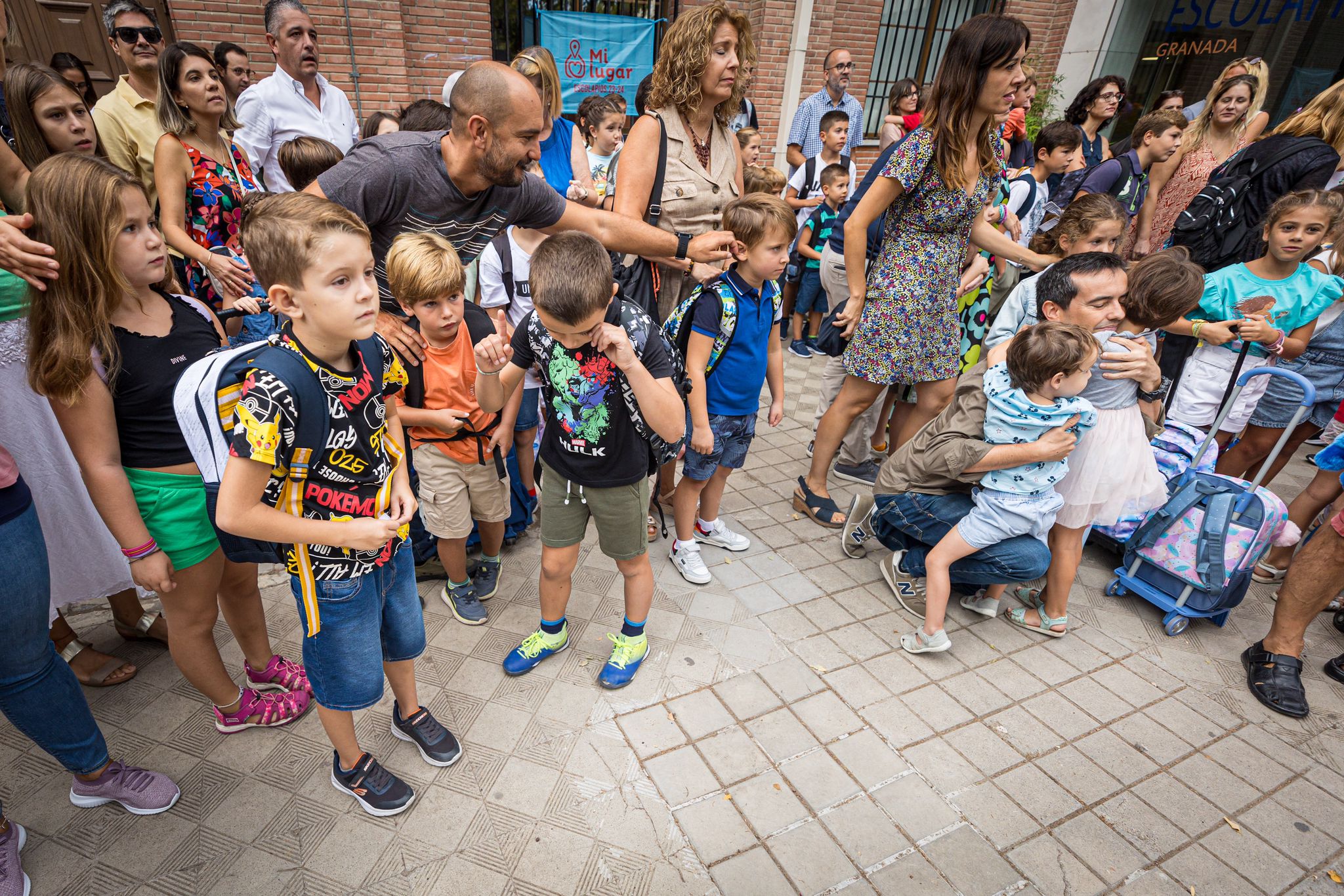 La vuelta al cole en Granada, en imágenes