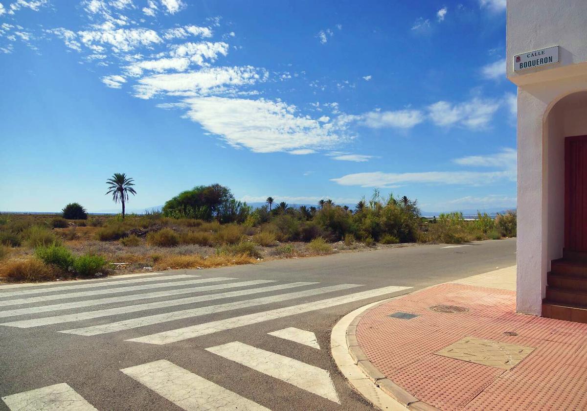 Ecologistas alertan de la construcción de más de 300 viviendas en el Parque  Natural de Cabo de Gata | Ideal