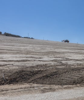 Imagen secundaria 2 - Obras junto al cortijo.