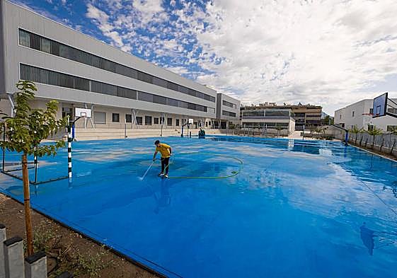El nuevo instituto de Maracena está listo para abrir sus puertas a los alumnos.