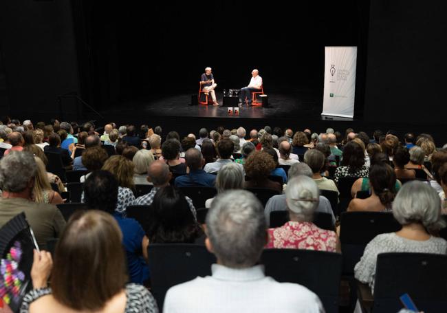 El público asistente a la presentación.