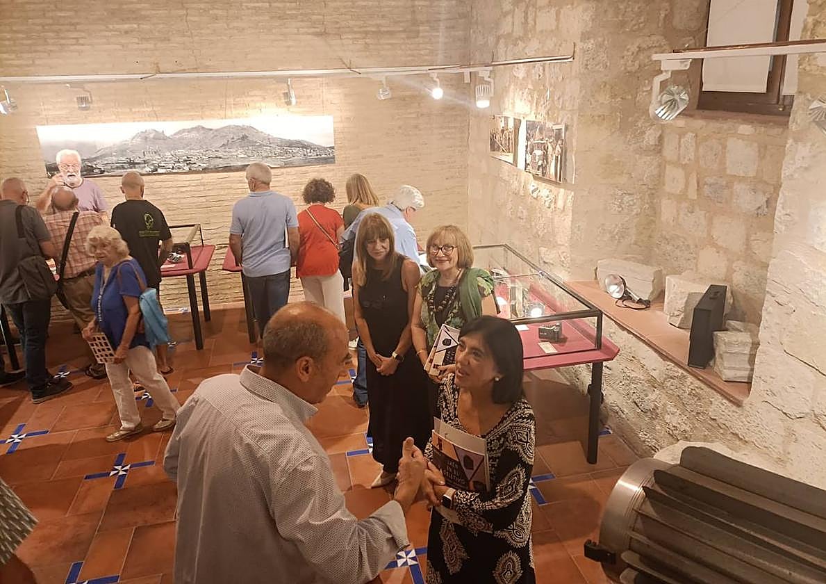 Inaugración de la exposición 'Jaén en el objetivo. La cámara fotográfica como patrimonio'.