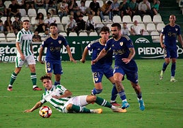 Lance del partido disputado en El Aercángel.