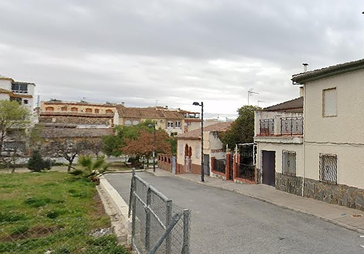 Calle Tórtola, en La Zubia, donde se produjo la detención