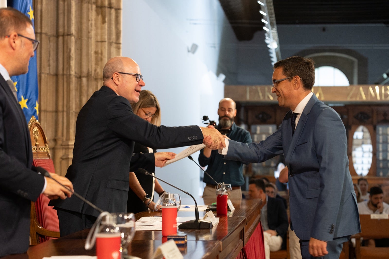 Las mejores imágenes del acto de la UGR con sus mejores estudiantes