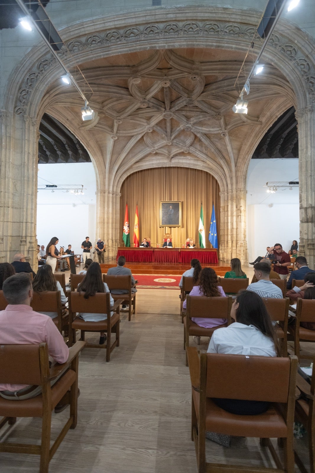 Las mejores imágenes del acto de la UGR con sus mejores estudiantes