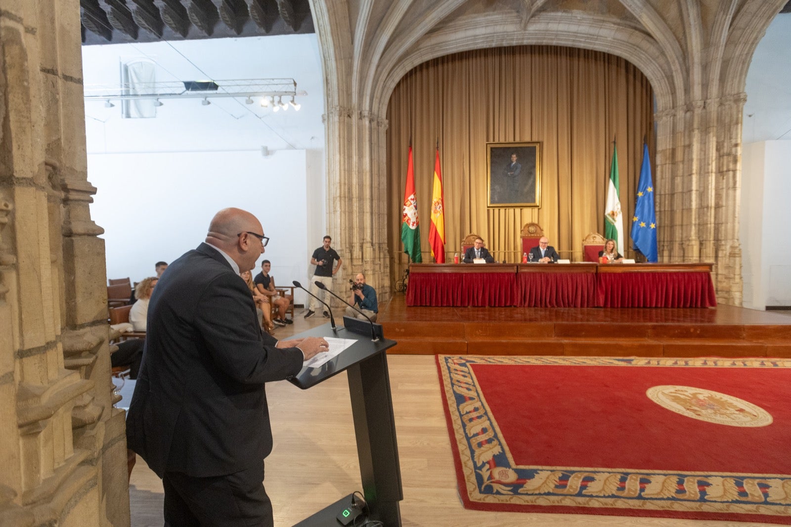 Las mejores imágenes del acto de la UGR con sus mejores estudiantes