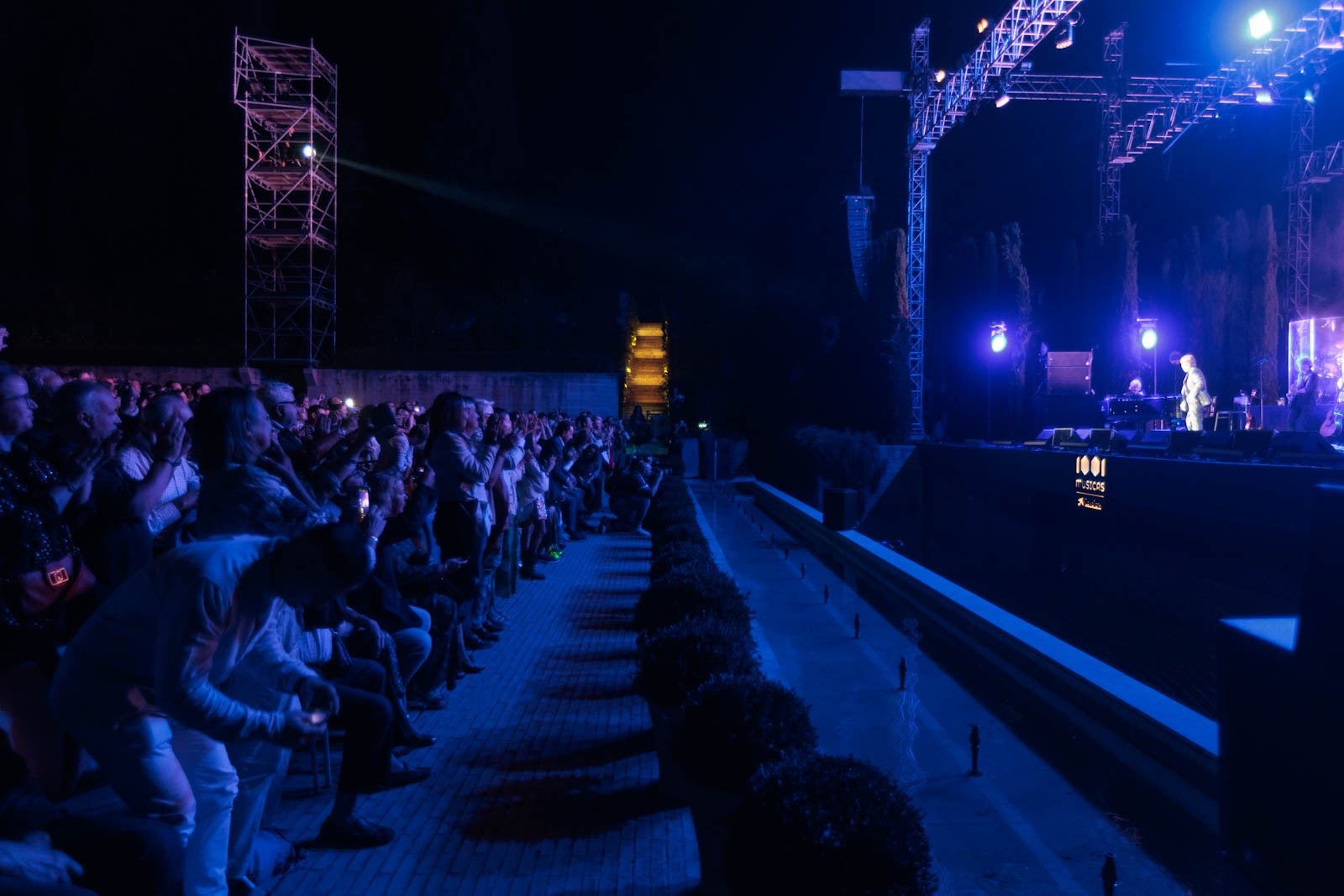 Las imágenes del concierto de Raphael en Granada