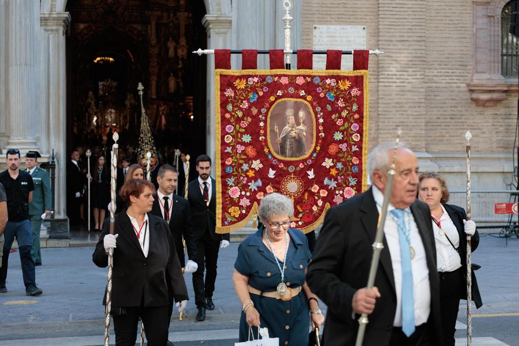 Las imágenes de la procesión de la Virgen de las Angustias