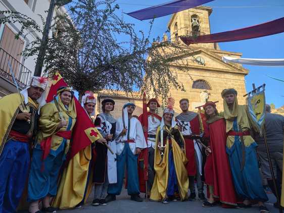 Algunos representantes del municipio de Senés.