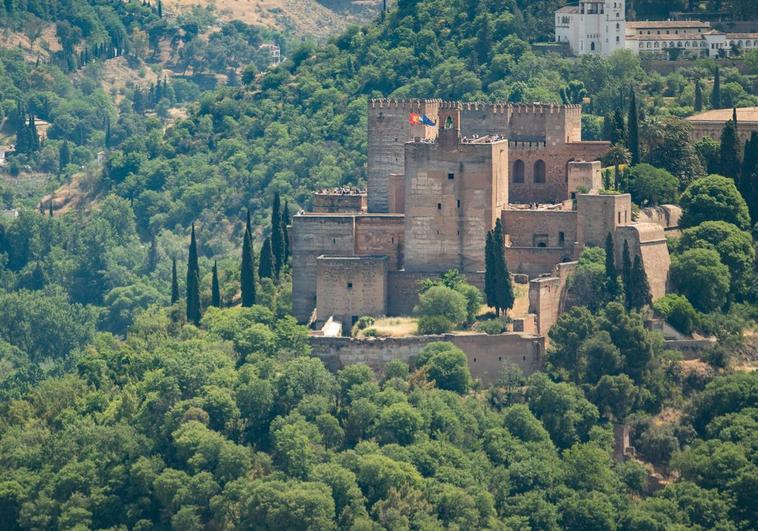 Un anillo de seguridad cerrará el tránsito en el entorno de la Alhambra y el Palacio de Congresos durante la cumbre