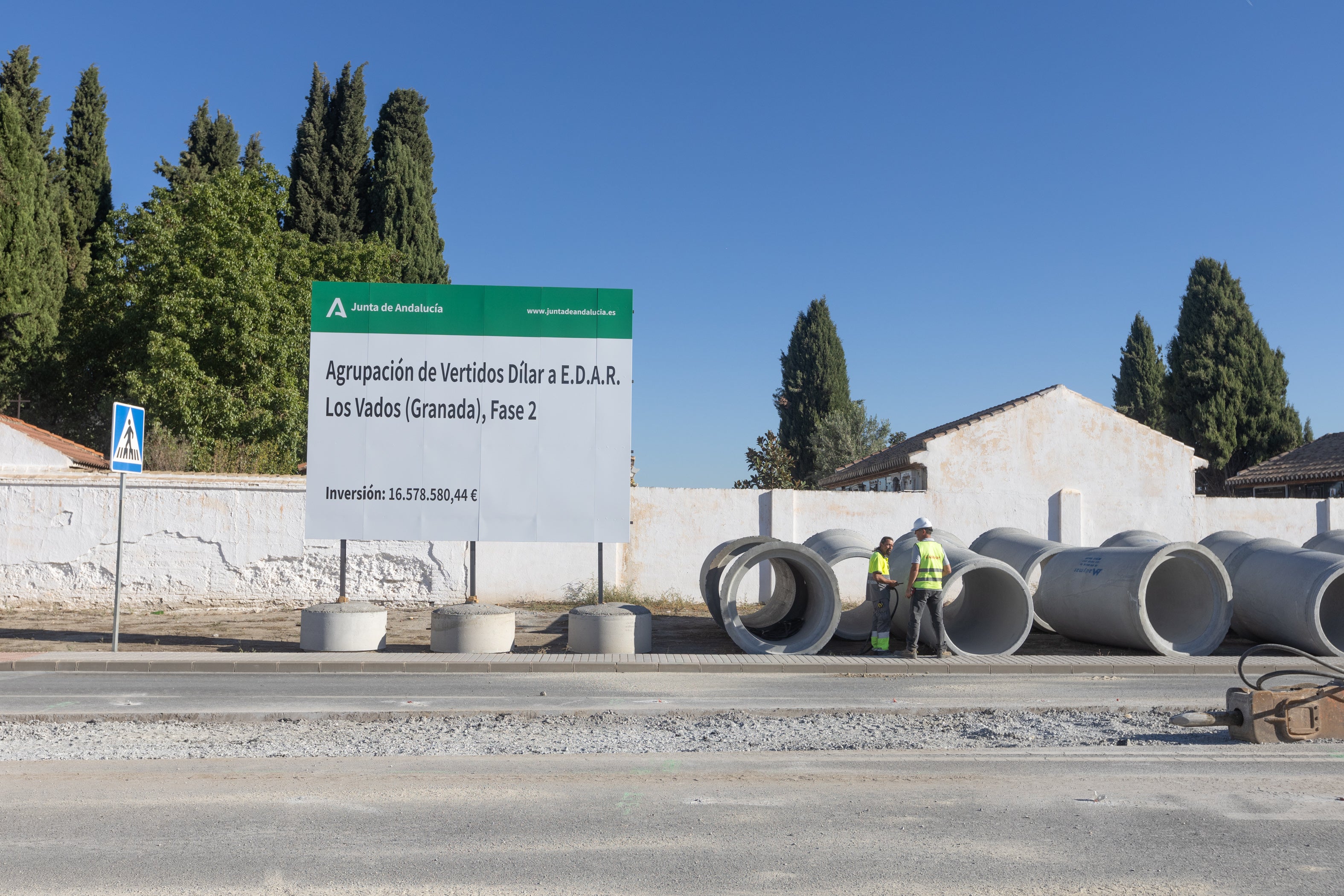 Los trabajos junto al cementerio municipal de Churriana.