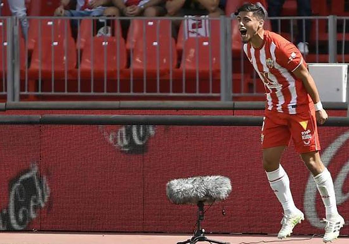 Lucas Robertone ha tomado cada vez más protagonismo desde su llegada a Almería.