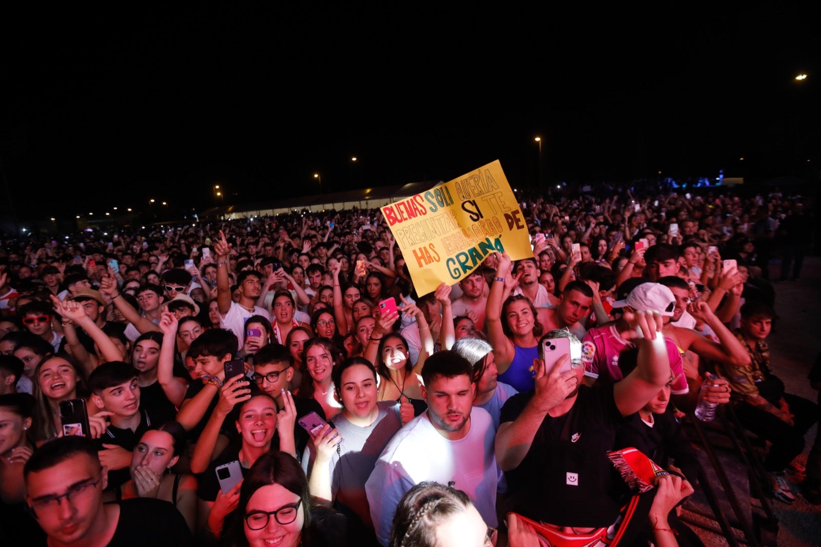 Las mejores imágenes del concierto de Quevedo en Granada