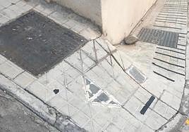 Desperfectos en las calles del barrio Severo Ochoa.