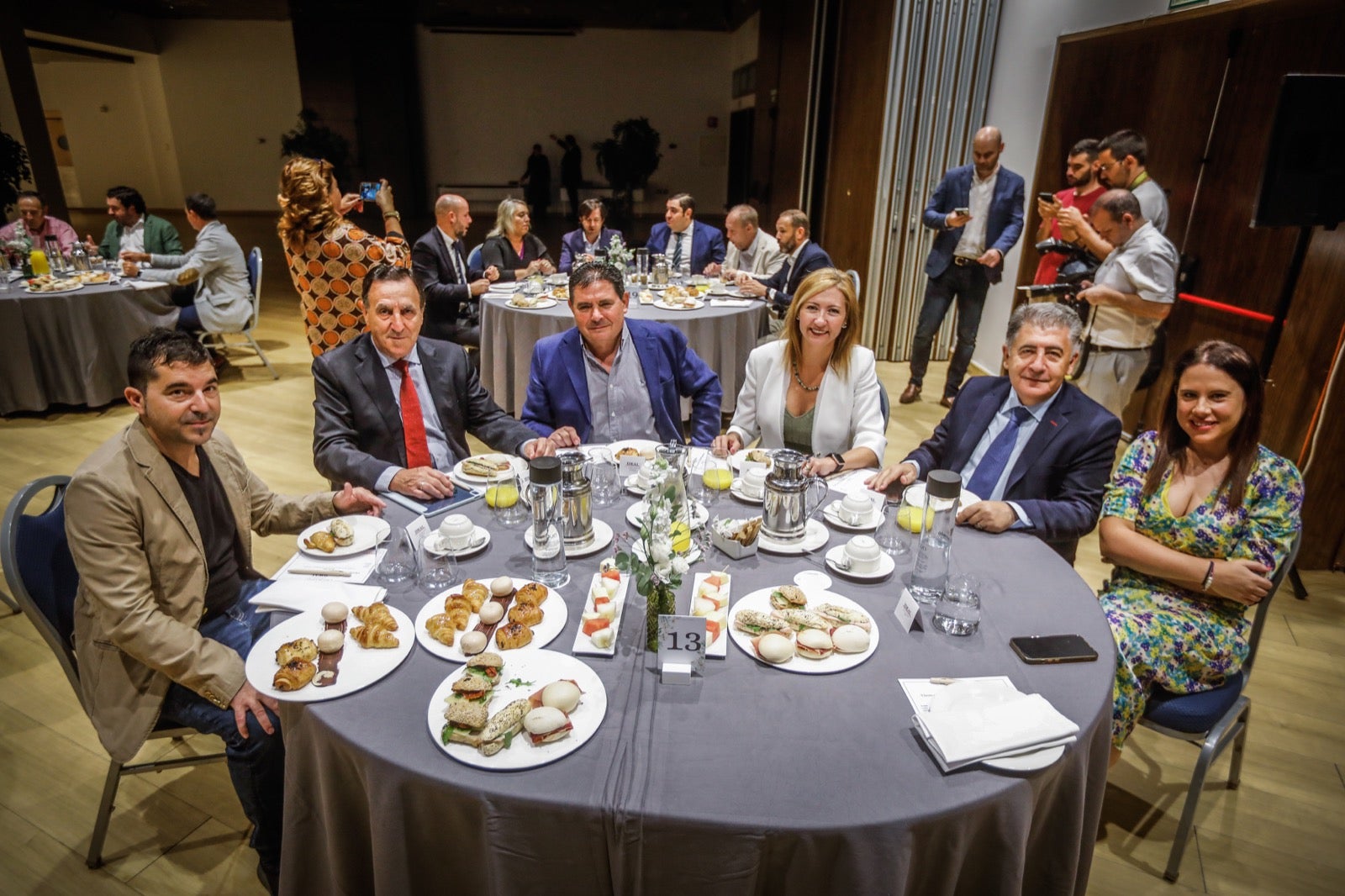 El desayuno informativo con la consejera de Fomento, Rocío Díaz, en imágenes