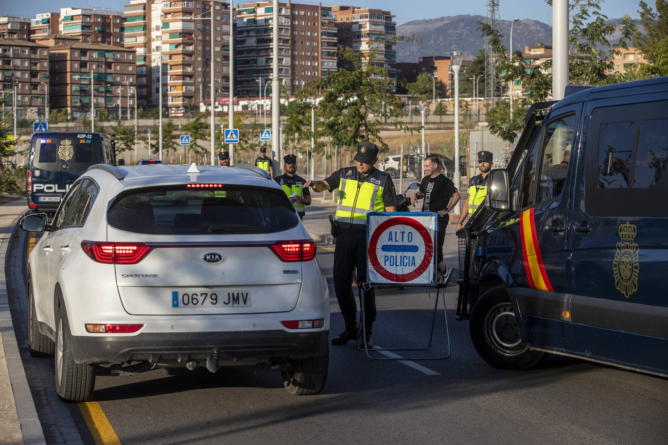 Las imágenes de los controles en los accesos a Granada por la cumbre europea