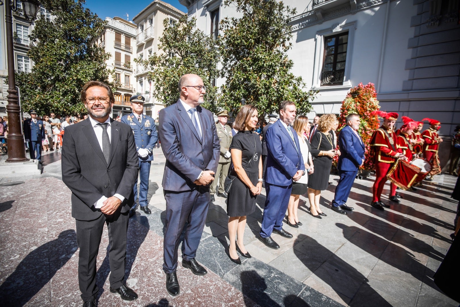 Las imágenes de los actos del 12 de octubre en Granada