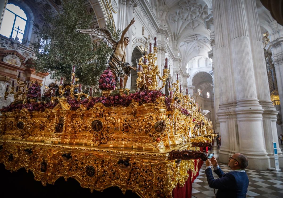 Las imágenes de todos los pasos que procesionarán en la Magna de Granada