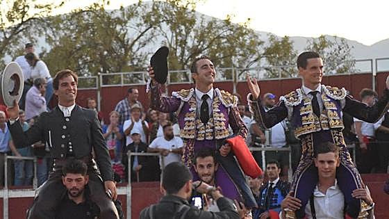 David Galván indulta a 'Marujito', de Julio de la Puerta, en Ugíjar