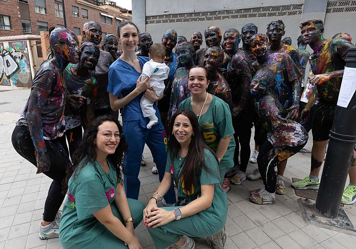 María con su hijo Tomás en el Lucas.