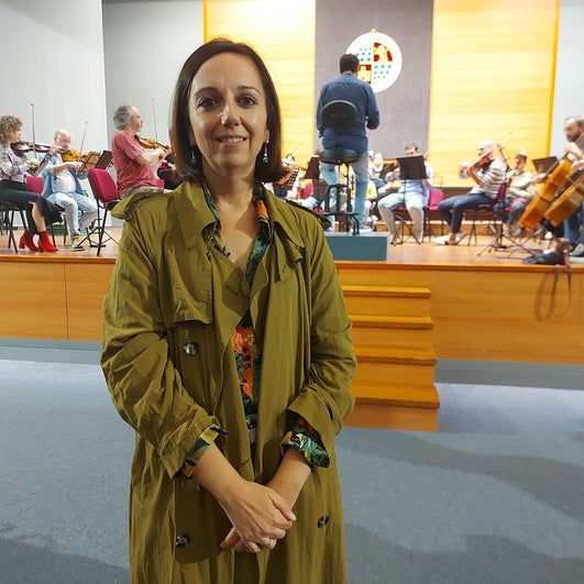 Marta Torres, vicerrectora de Cultura, en el Aula Magna.