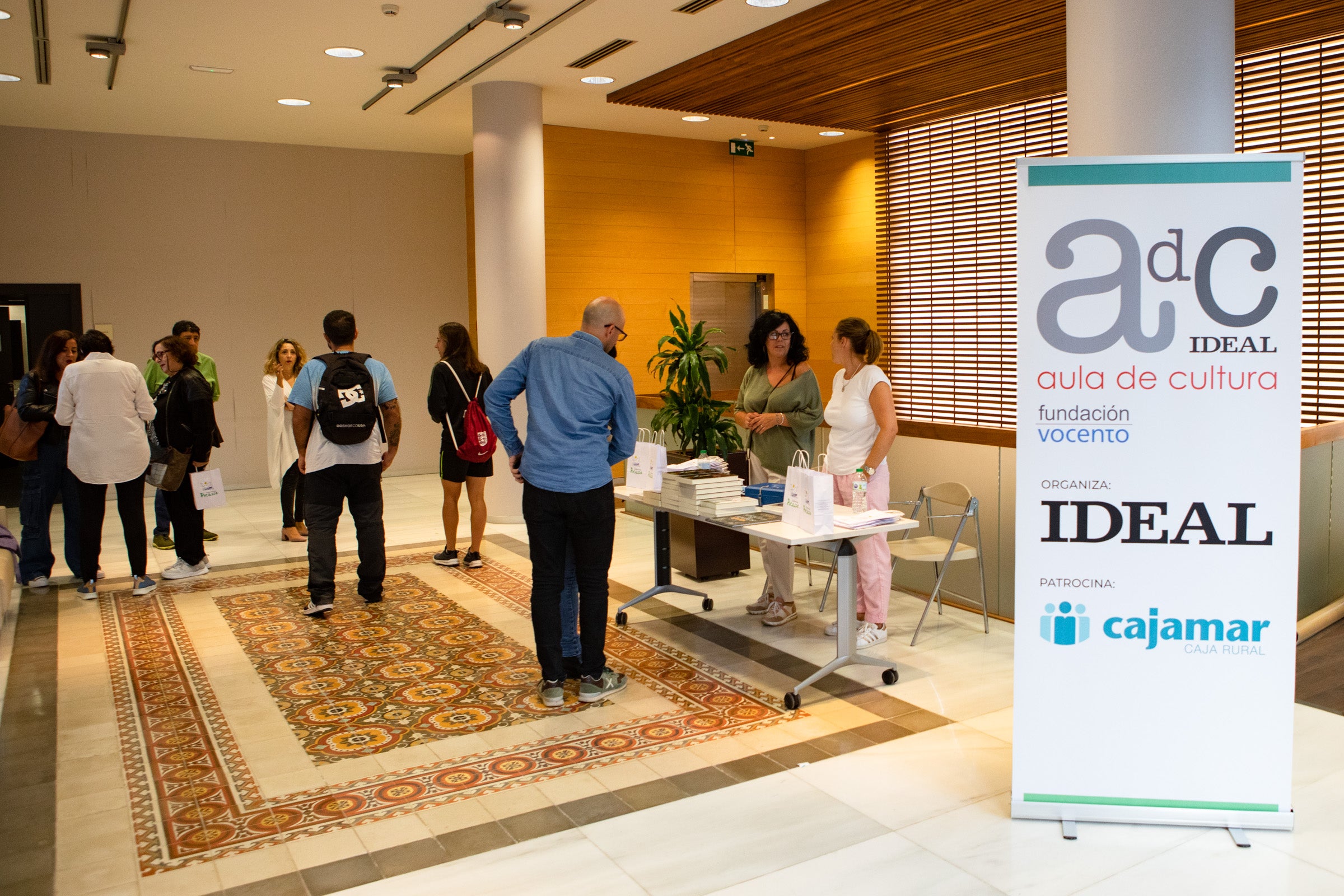 La historia, según Concostrina