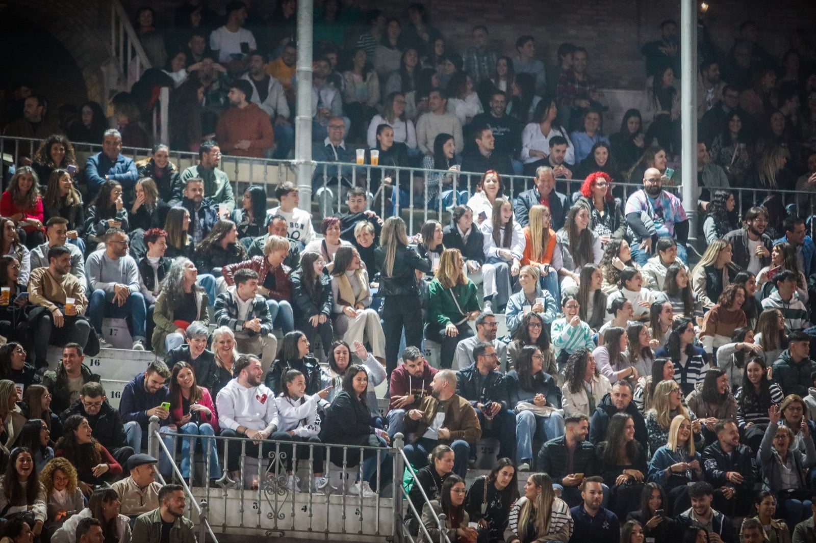 Las imágenes de la actuación de Melendi en la Plaza de Toros