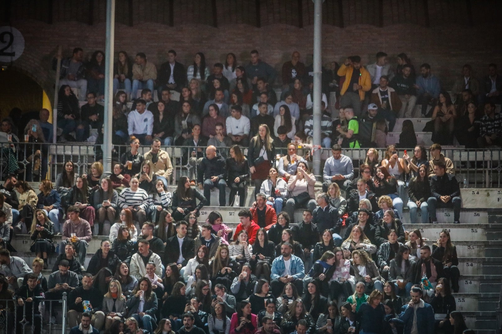 Las imágenes de la actuación de Melendi en la Plaza de Toros