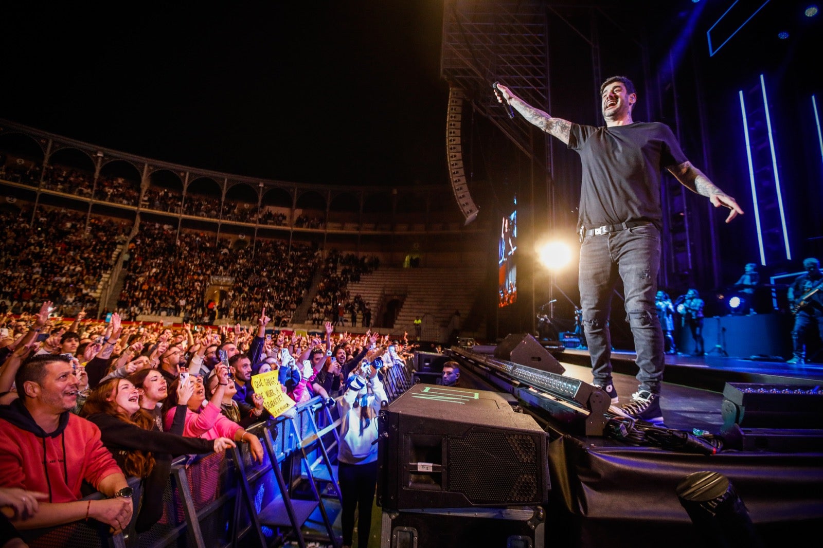 Las imágenes de la actuación de Melendi en la Plaza de Toros